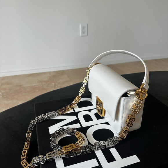 Givenchy mini bag white with two tone chain - Picture 7 of 9